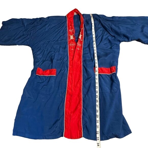 Vintage plum blossoms blue and red Kimono bath robe size large - Picture 5 of 8
